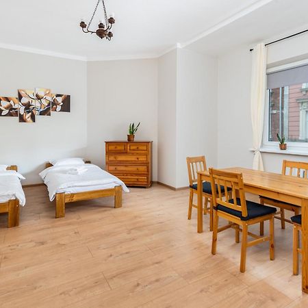 Lenartowicza Standard Apartment Krakow Bagian luar foto